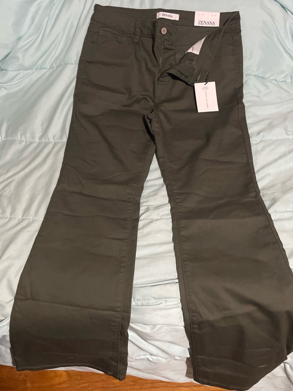 Zenana Outfitters Olive Green Flare Wide-Leg Jeans